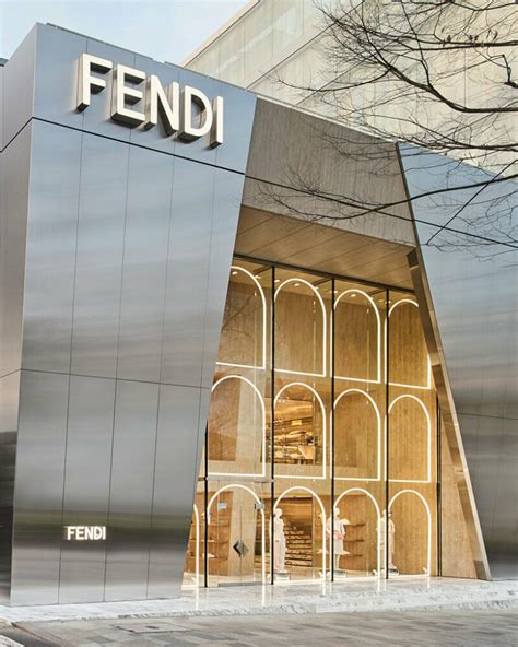 fendi shibuya|Boutique FENDI Tokyo Shinjuku Takashimaya.